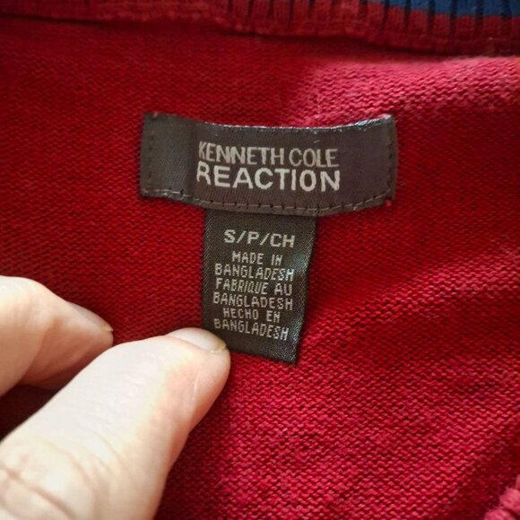 Kenneth Cole Reaction Women’s Red V-Neck Textured Knit Cotton Sweater Size S - Picture 5 of 5